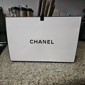 Chanel Gift Bag/Box